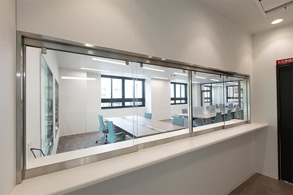 オフィス 学生窓口