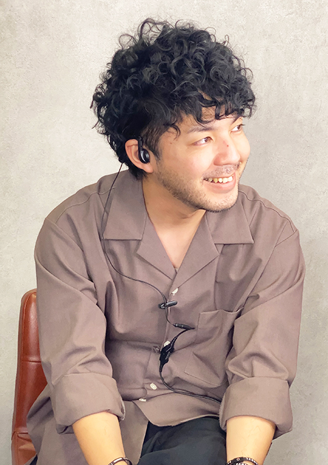 総合授業(ヘアアレンジ)担当の酒井先生