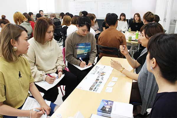 就職説明会の様子